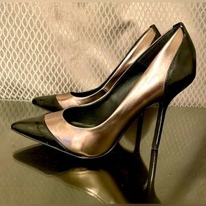 2-Tone Chrome & Black Patent Stiletto Heels sz 6